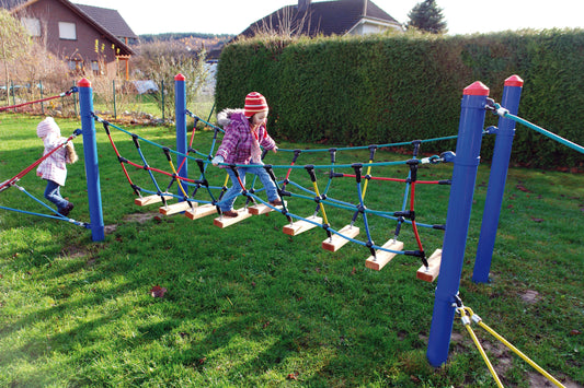 Catwalk Adventure Bridge - Schoolscapes US